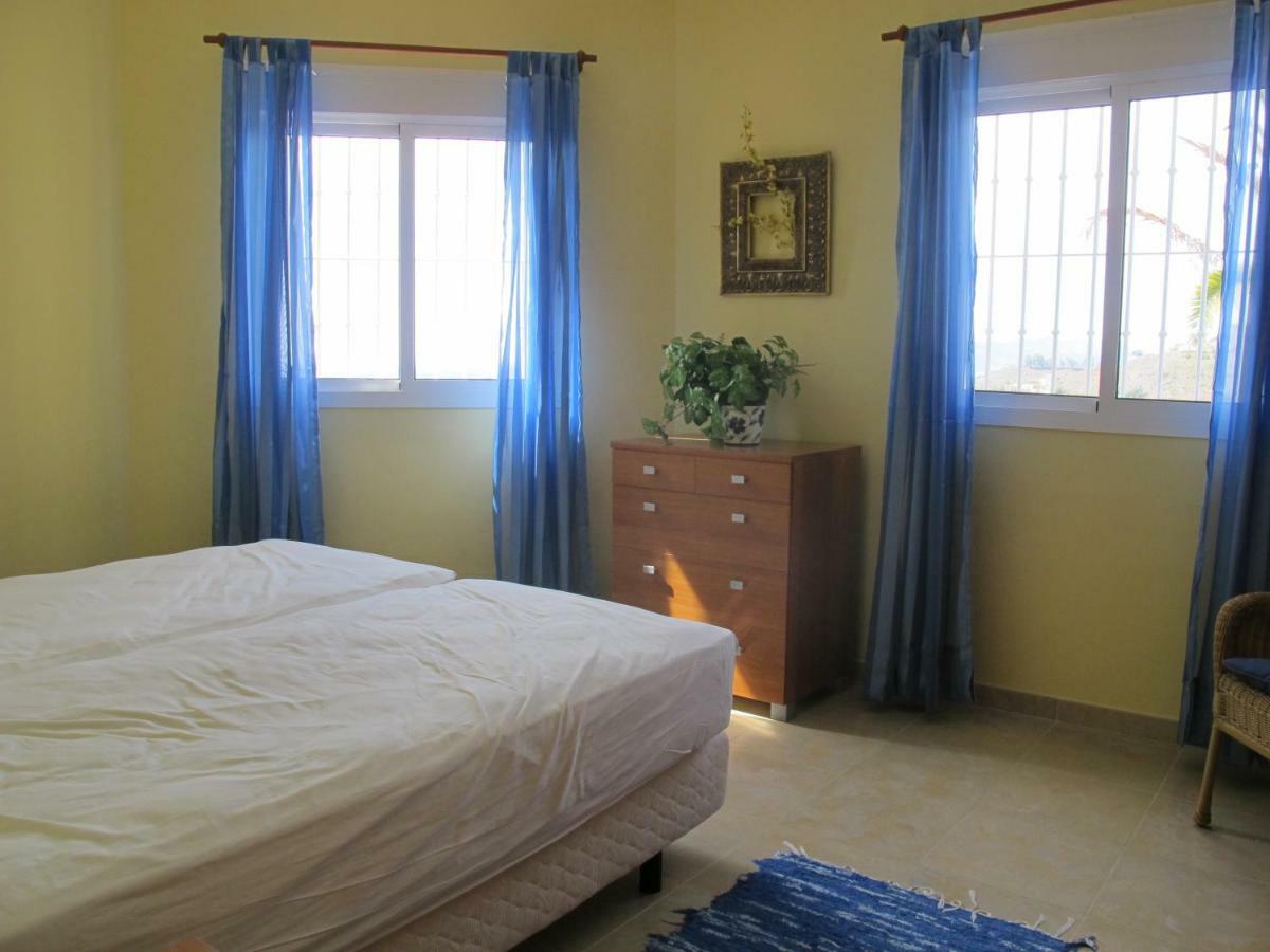 Villa Camakini With Heated Pool And Sea View Arenas  Extérieur photo